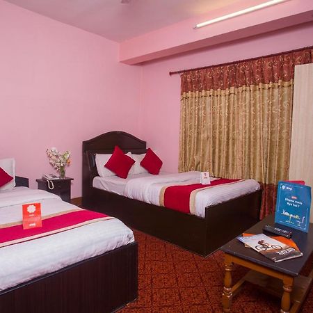 Oyo 161 Ram Janaki Hotel カトマンズ エクステリア 写真
