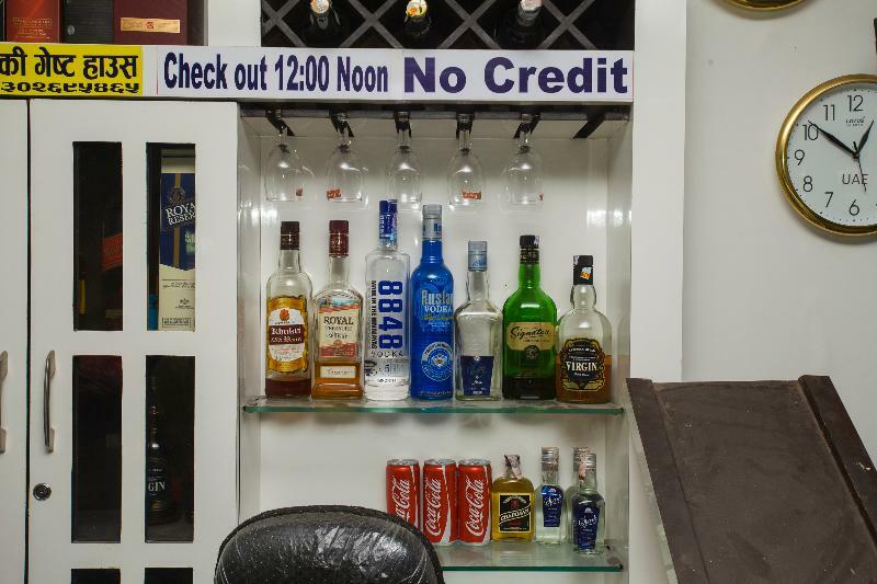 Oyo 161 Ram Janaki Hotel カトマンズ エクステリア 写真